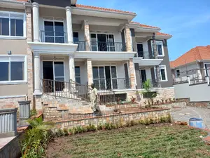 Furnished 6bdrm Duplex in Kigo Corporate, Makindye for sale