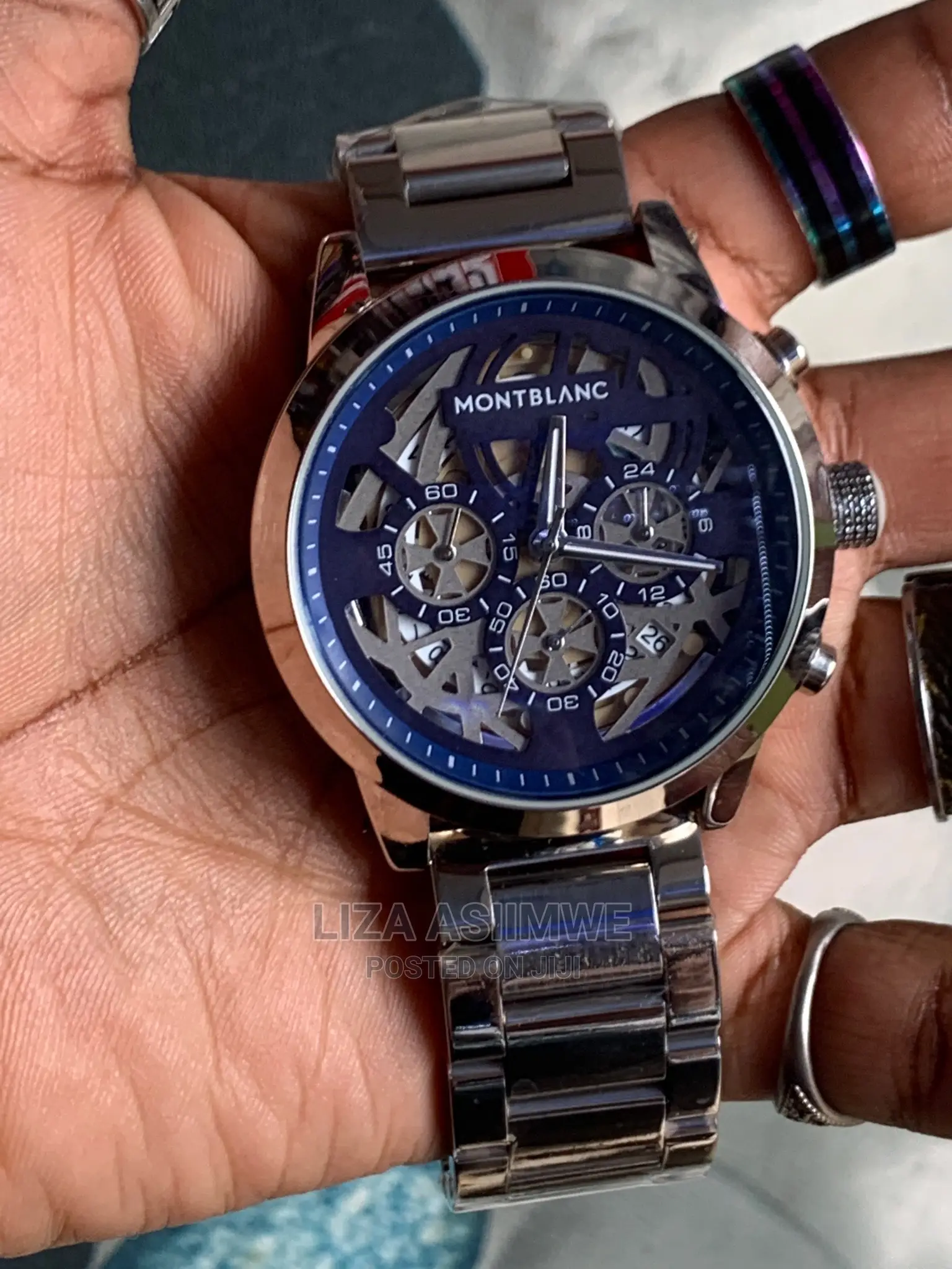 Men’S Simple Watches Available