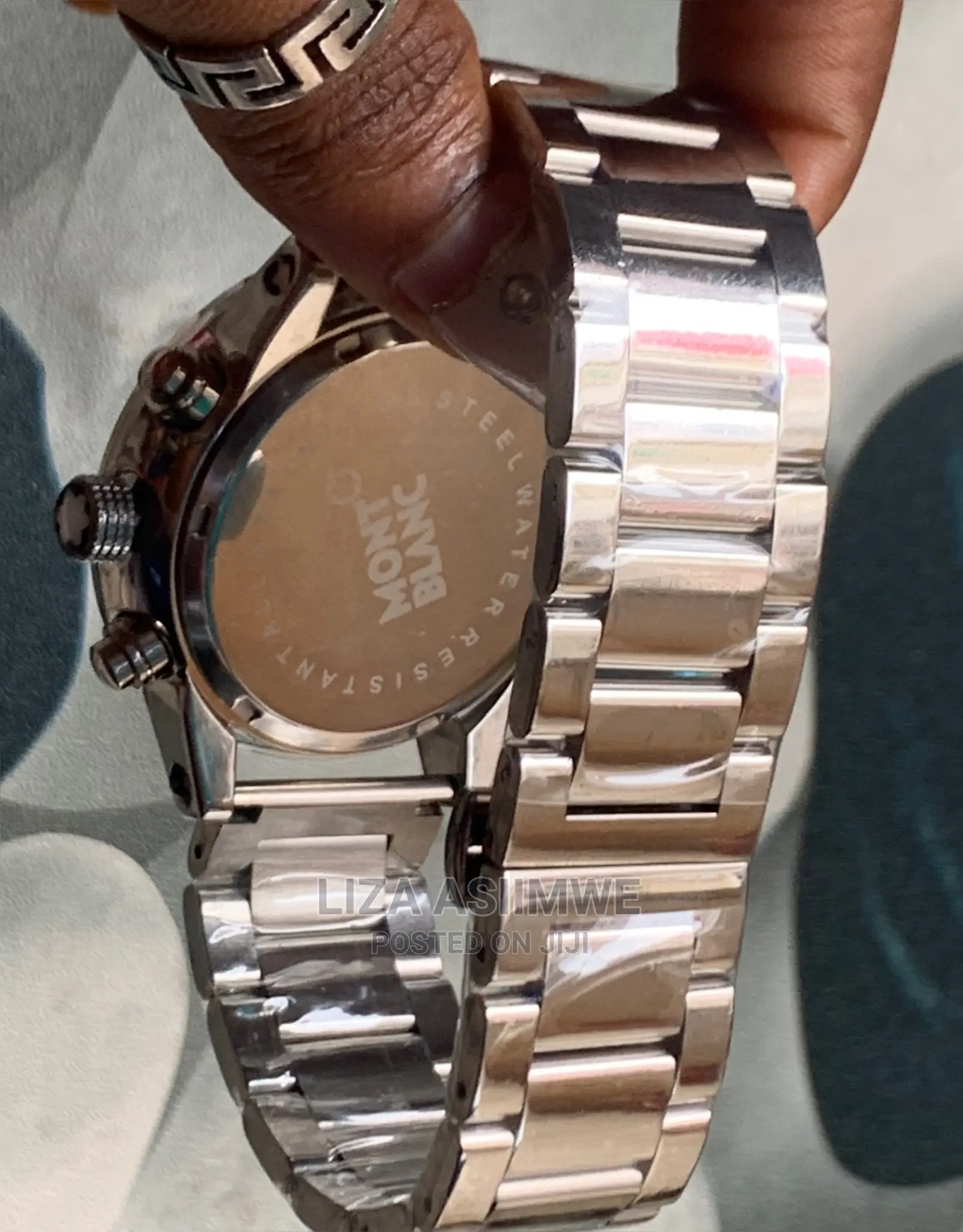 Men’S Simple Watches Available