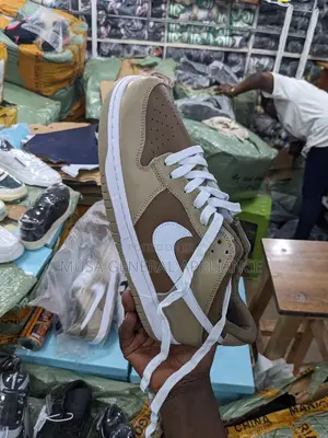 Free in One Sneakers