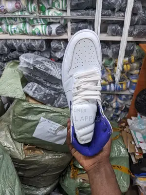 Sneakers in Purple