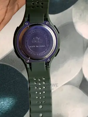 Simple Unisex Digital Watches Available