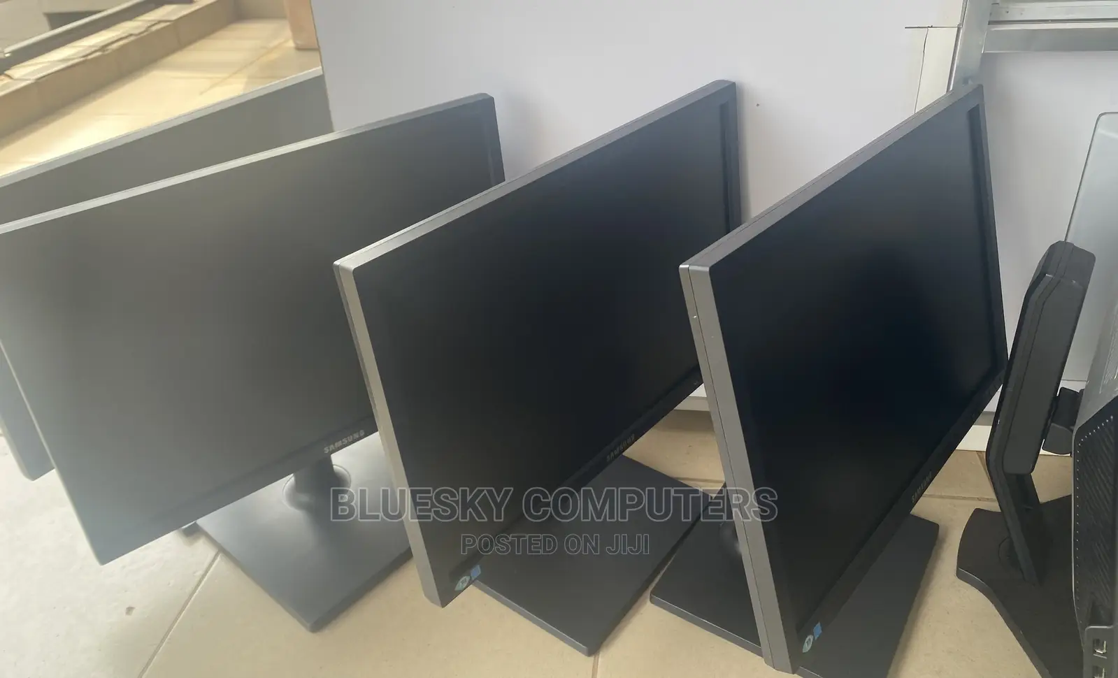 Samsung 20inches Wide Smart Monitor