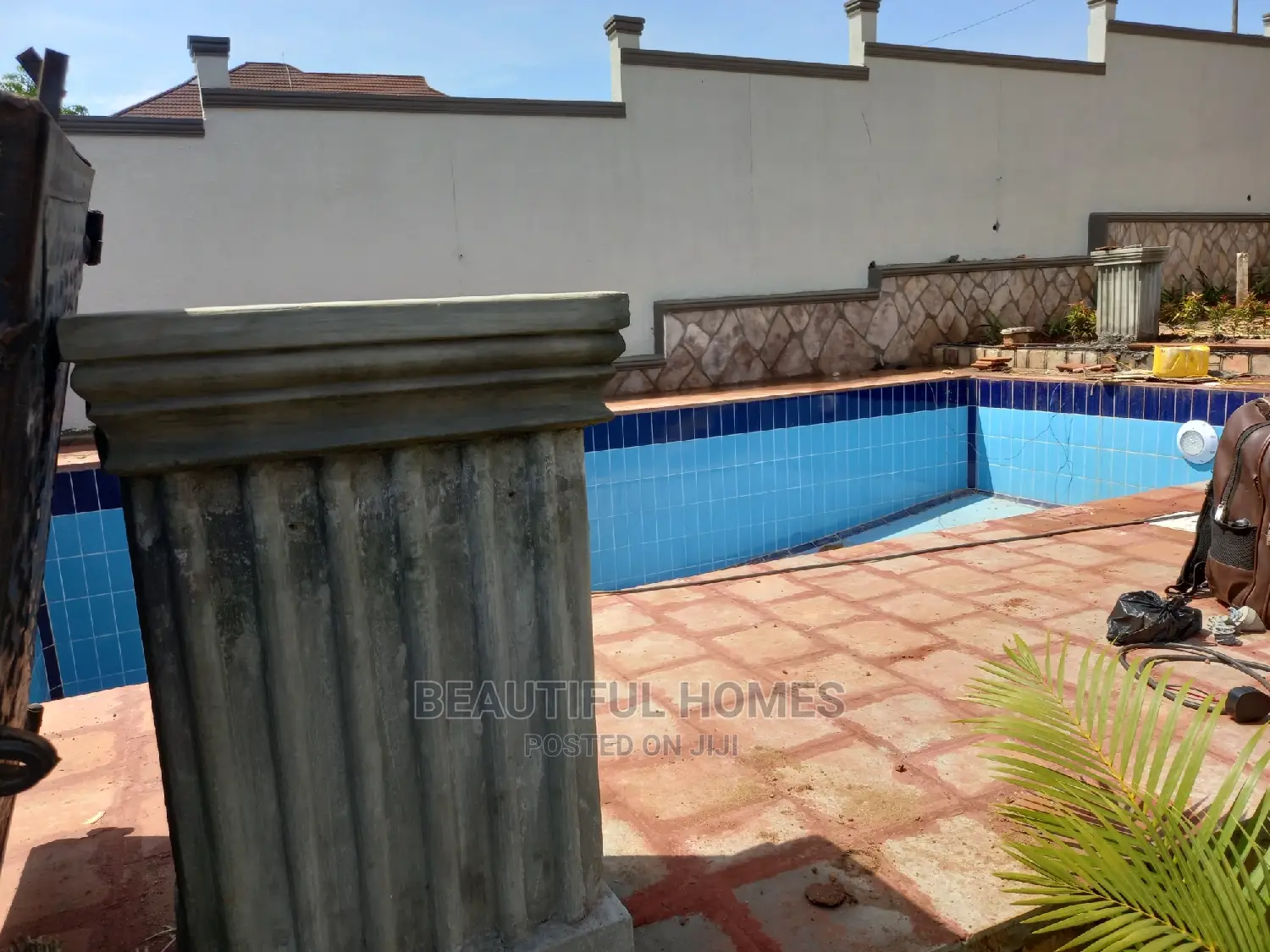Furnished 6bdrm House in Kigo With Lake View, Makindye for sale