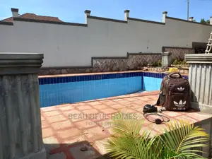 Furnished 6bdrm Mansion in Kigo, Makindye for sale