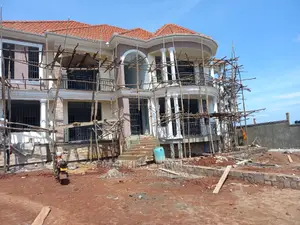 Furnished 6bdrm Mansion in Kigo, Makindye for sale