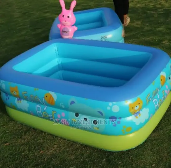 Three Ring Rectangular Pool