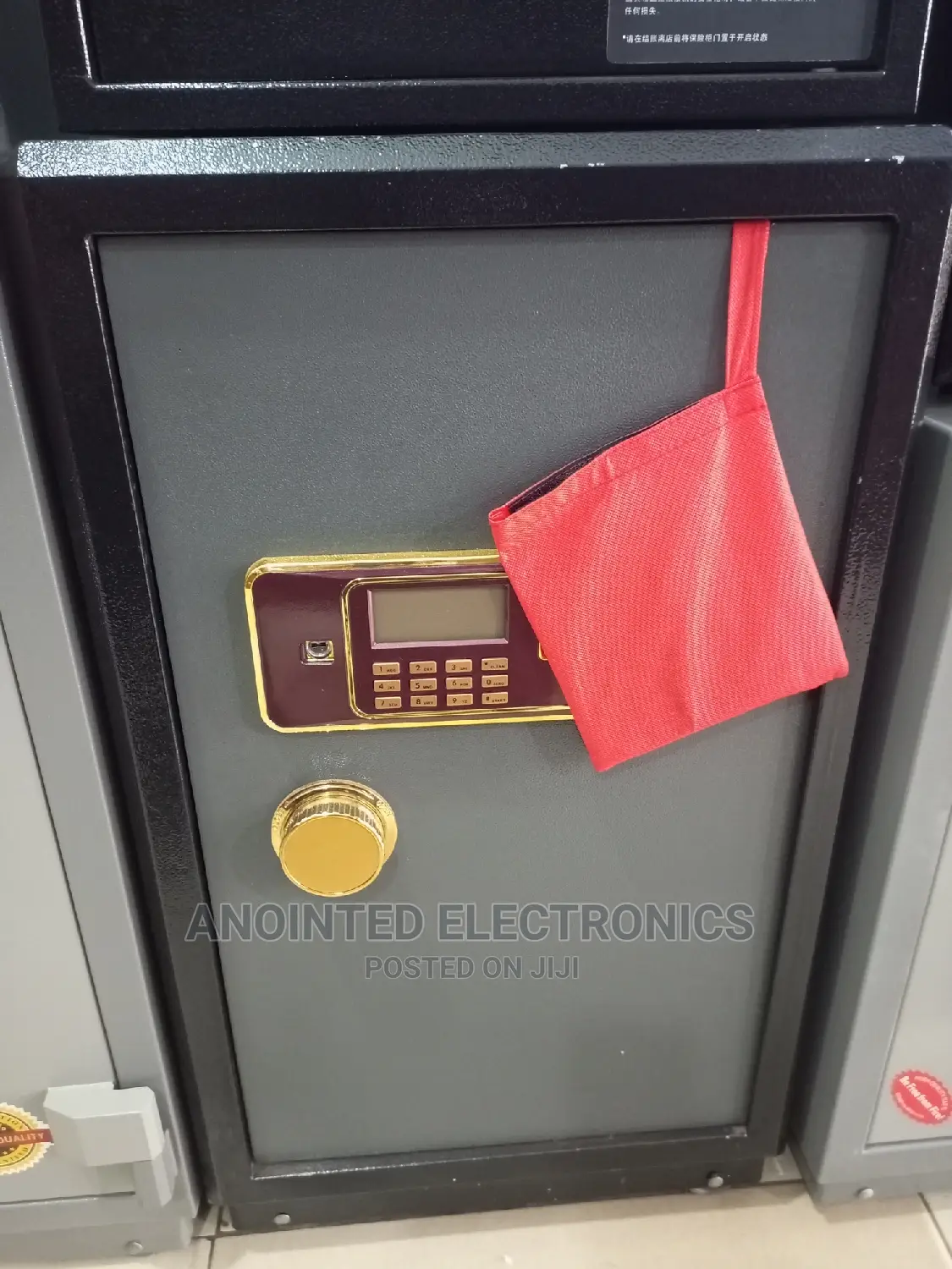 Safe Cash Box