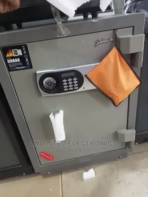 Safe Cash Box