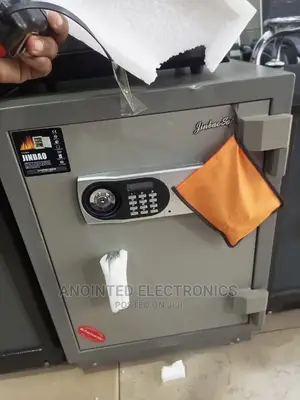 Safe Cash Box