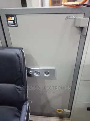 Safe Cash Box