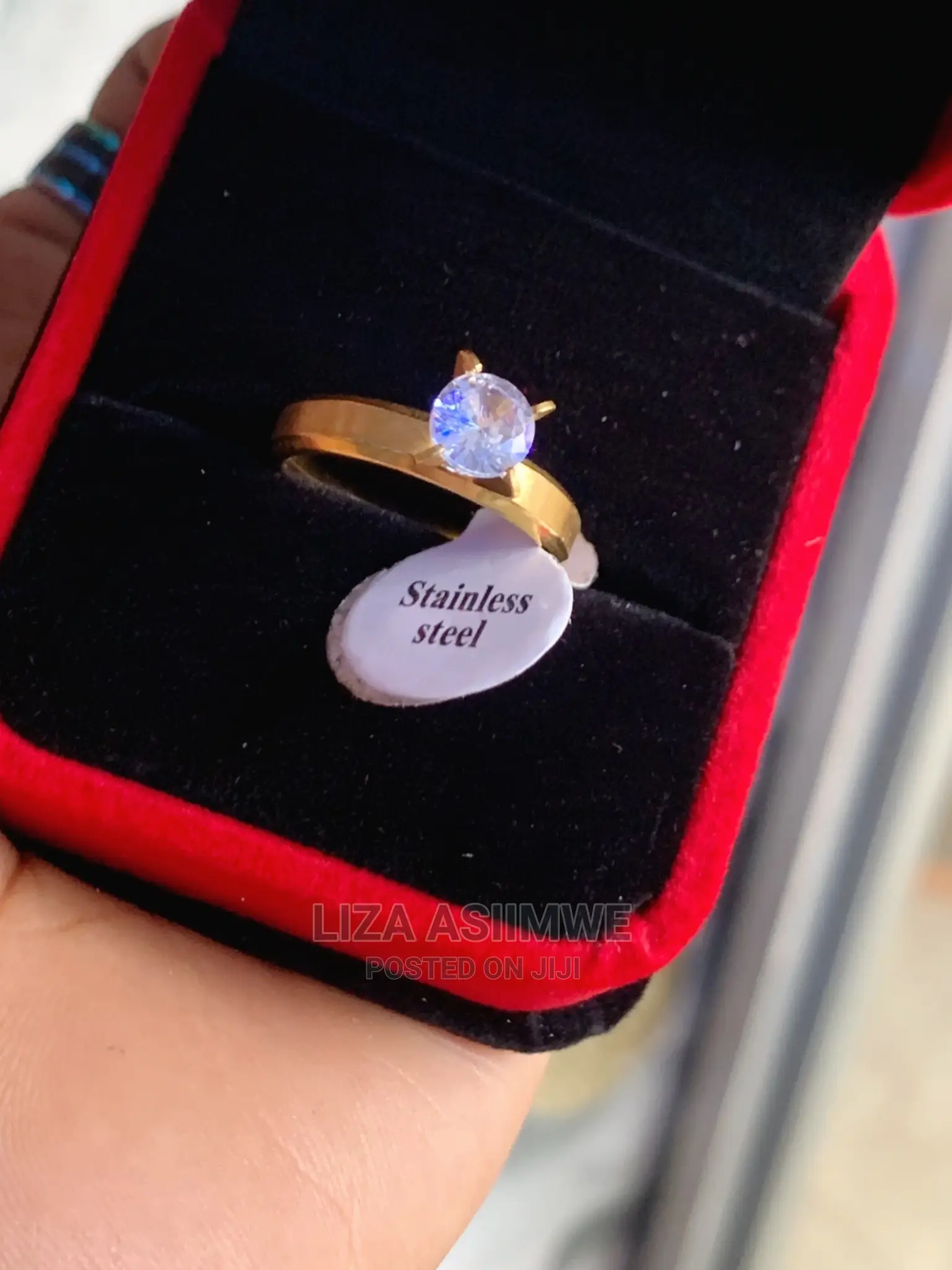 Engagement Rings Available at a Good and Affordable Price