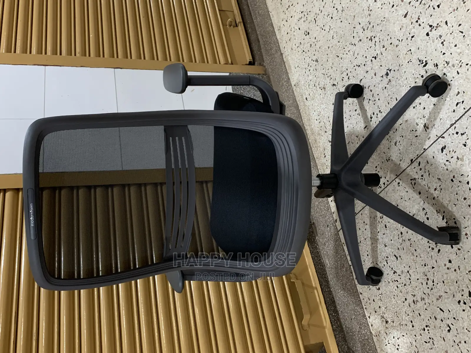 Mesh Office Chair (Adjustable Armrests)
