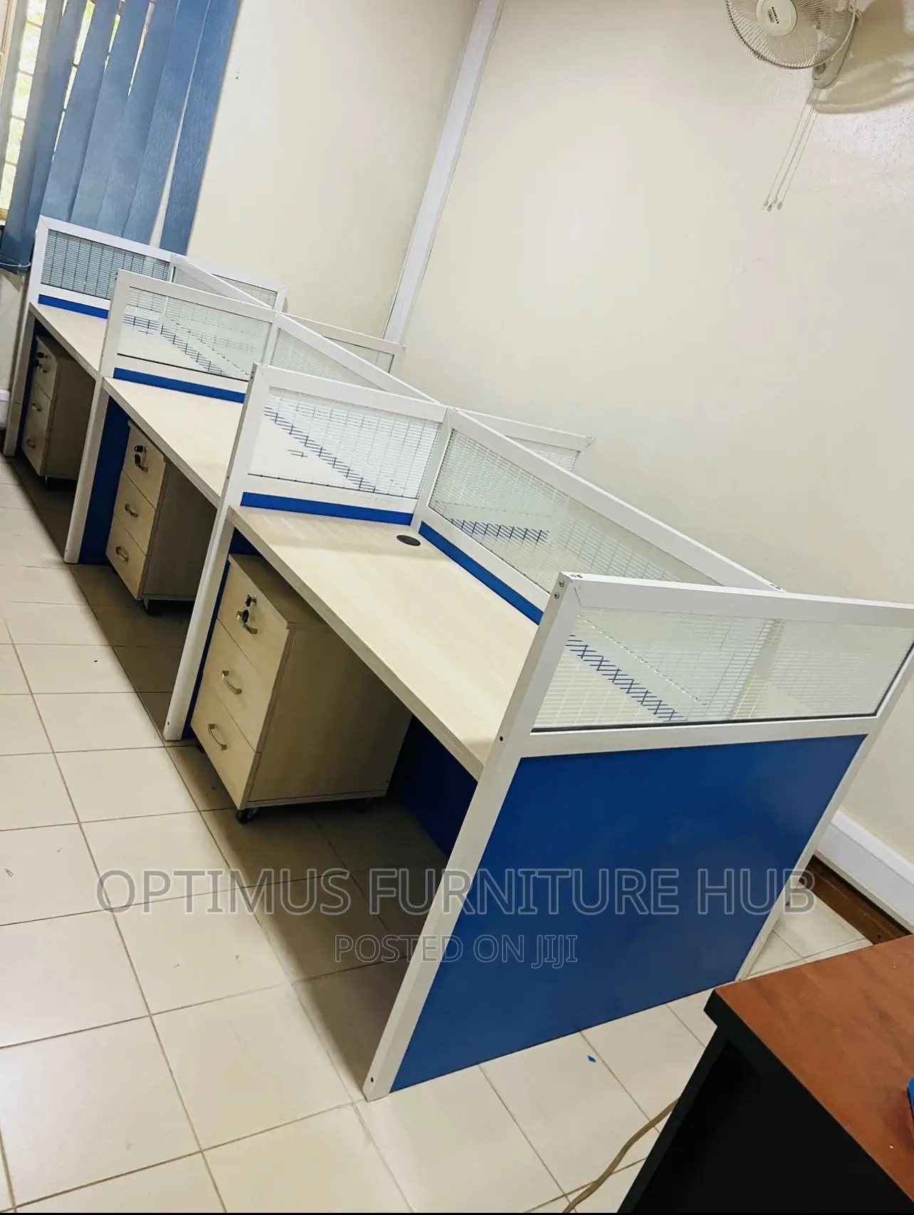 Work Station (Six Seater)