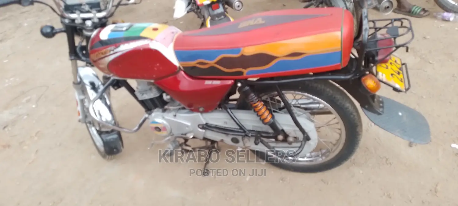 Bajaj Boxer 2019 Gray