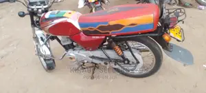 Bajaj Boxer 2019 Gray