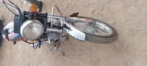 Bajaj Boxer 2019 Gray