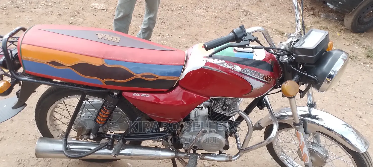Bajaj Boxer 2019 Gray
