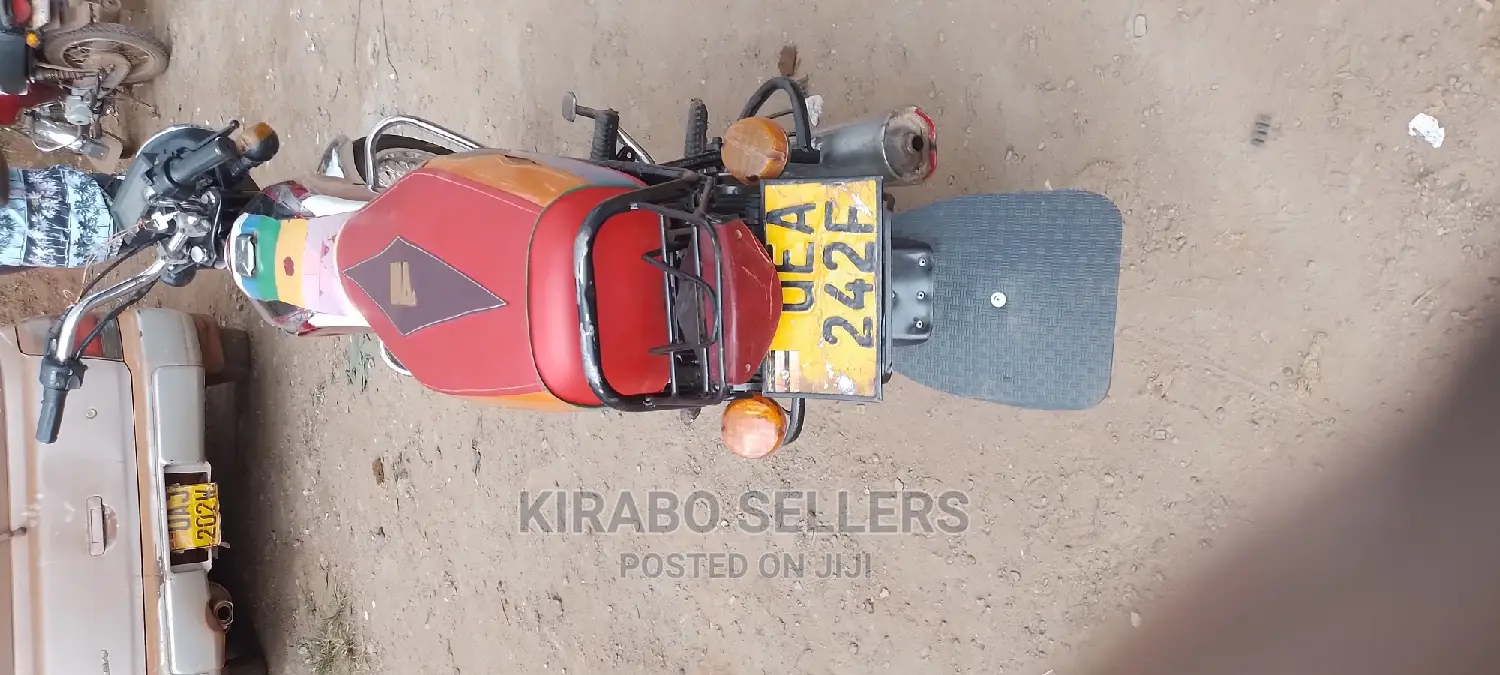 Bajaj Boxer 2019 Gray