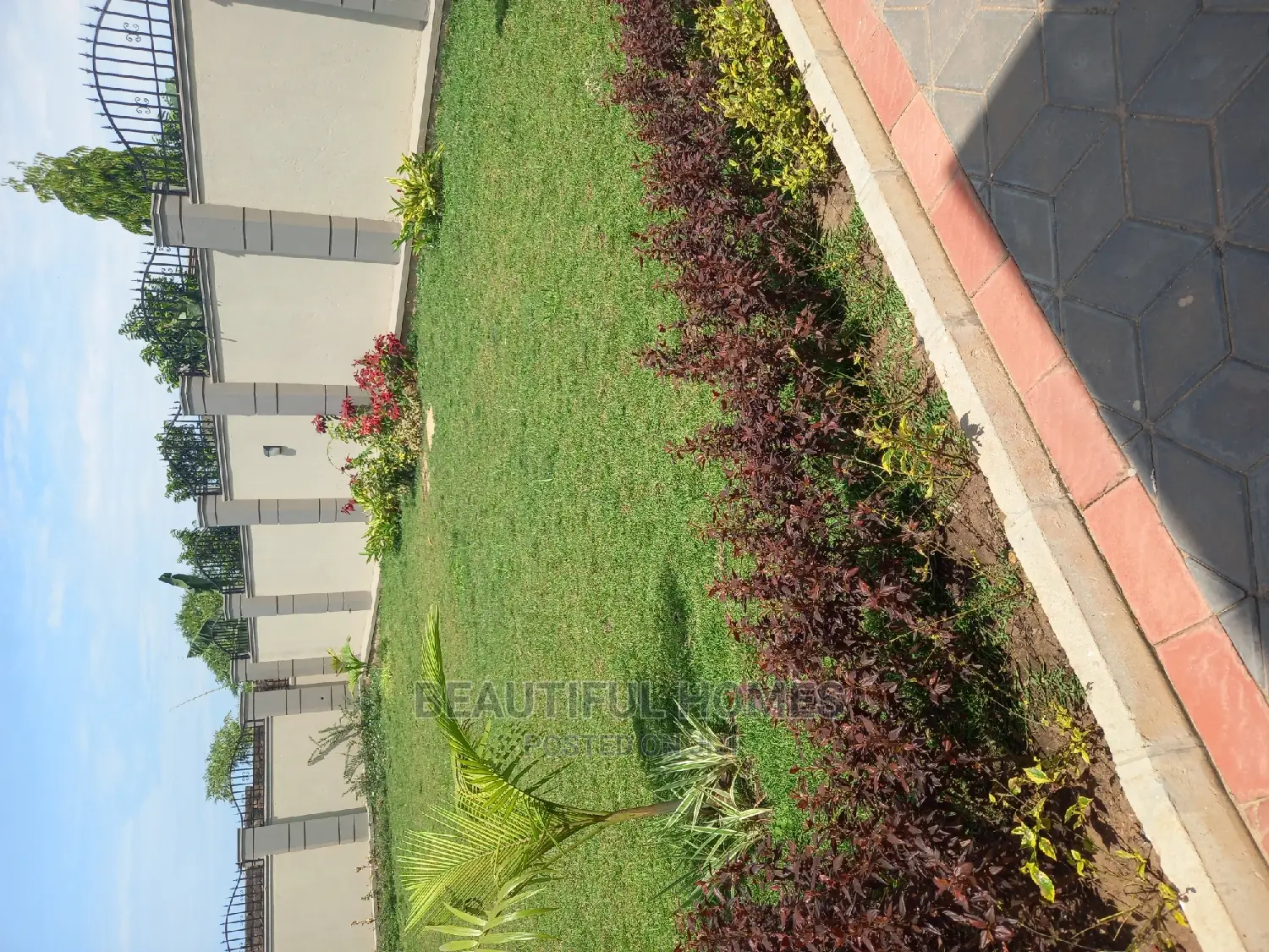 Furnished 6bdrm Mansion in Munyonyo Lake View, Central Division