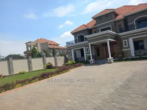 Furnished 6bdrm Mansion in Munyonyo, Makindye for sale