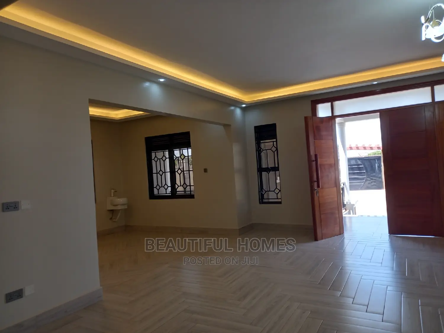 Furnished 6bdrm Mansion in Munyonyo Lake Vic, Makindye for sale