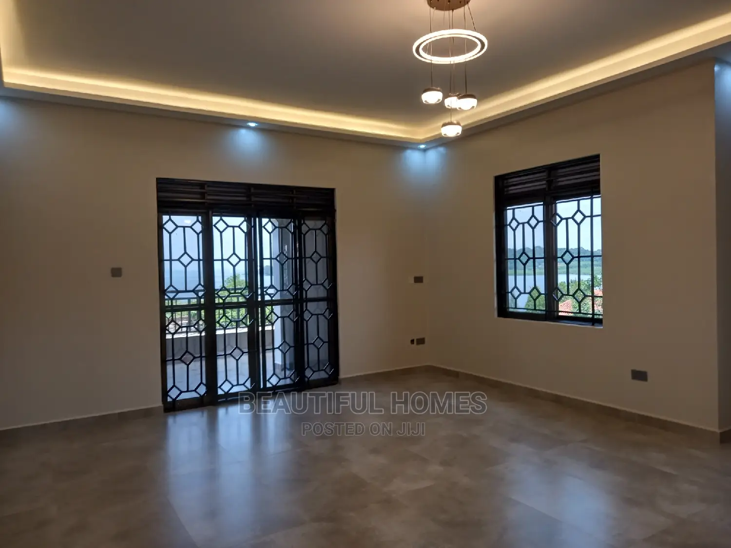 Furnished 6bdrm Duplex in Munyonyo Modern Lake, Makindye for sale