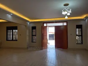 Furnished 6bdrm Duplex in Munyonyo Lake, Makindye for sale