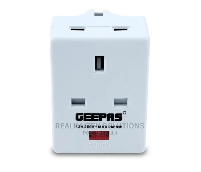 GEEPAS Premium 3 Way UK Type Adapter 13A 250V 2860W