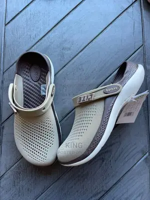 Crocs Leather