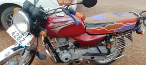 Bajaj Boxer 2019 Orange