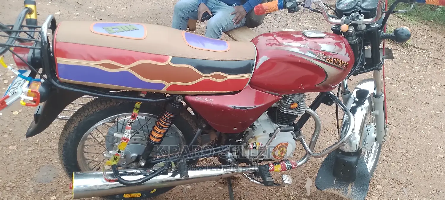 Bajaj Boxer 2019 Orange