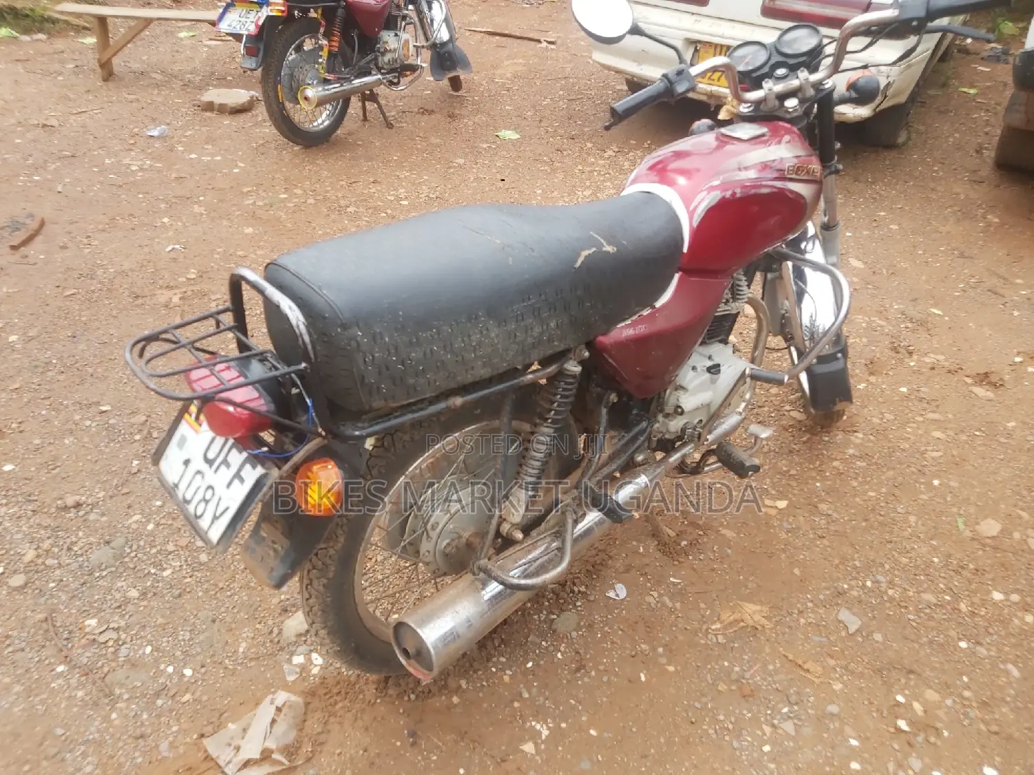 New Bajaj Boxer 100 2022 Red