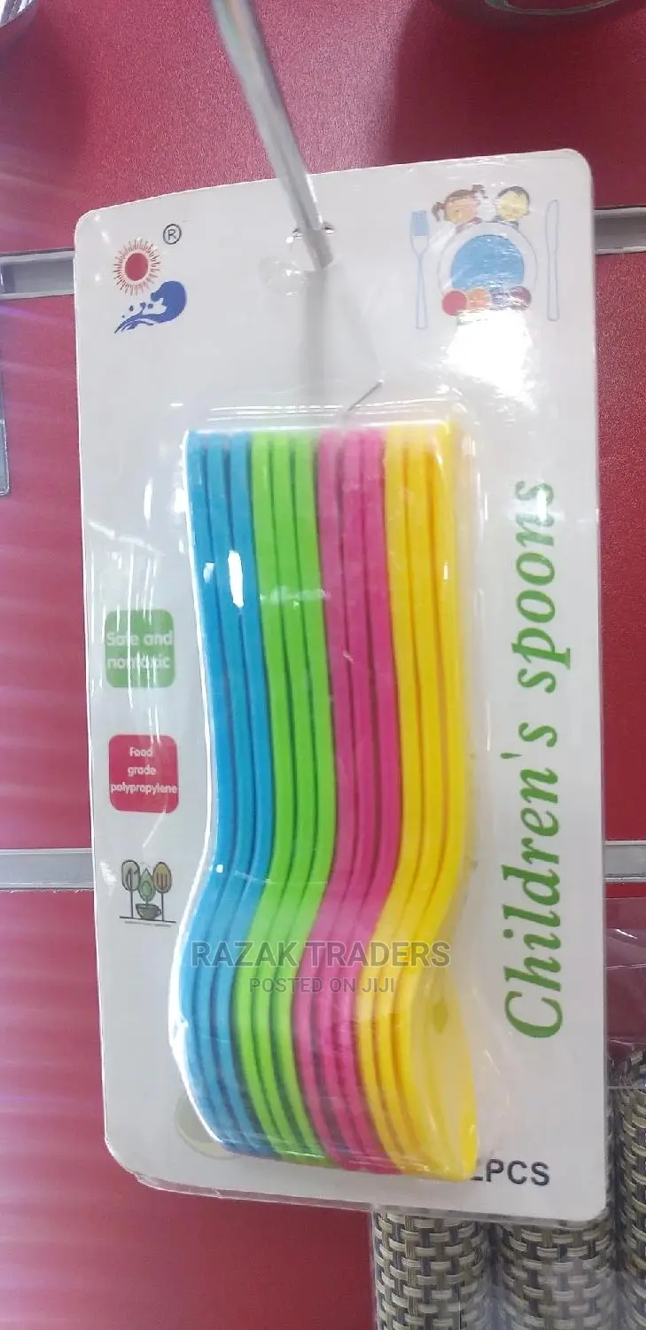 Set of Plastic Children Spoons 12pcs