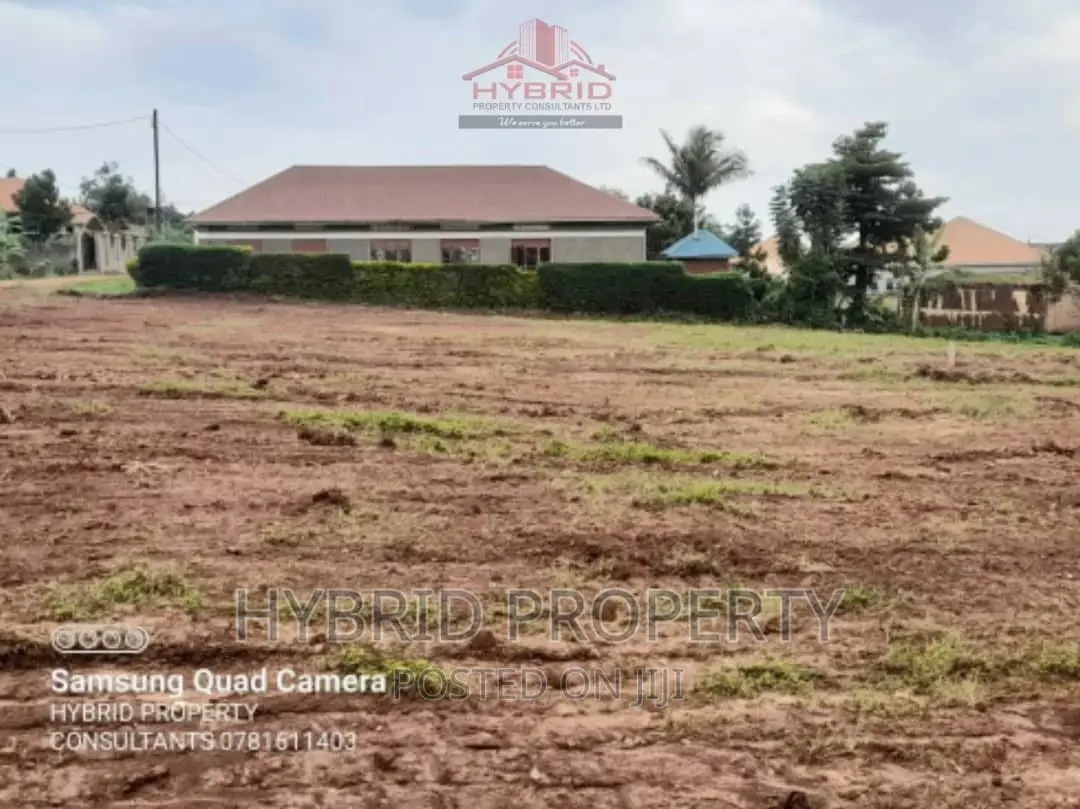 Strategic Plots for Sale at Wakiso Town [Kavumba]~Hoima Rd I
