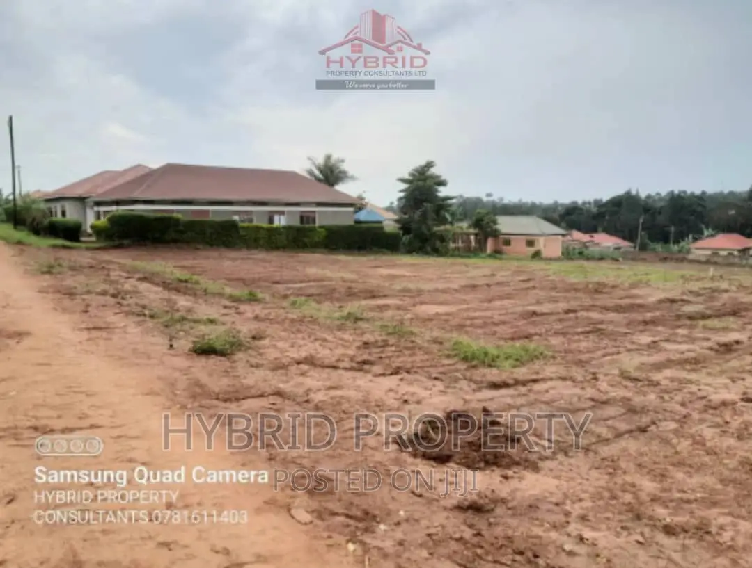 Strategic Plots for Sale at Wakiso Town [Kavumba]~Hoima Rd I