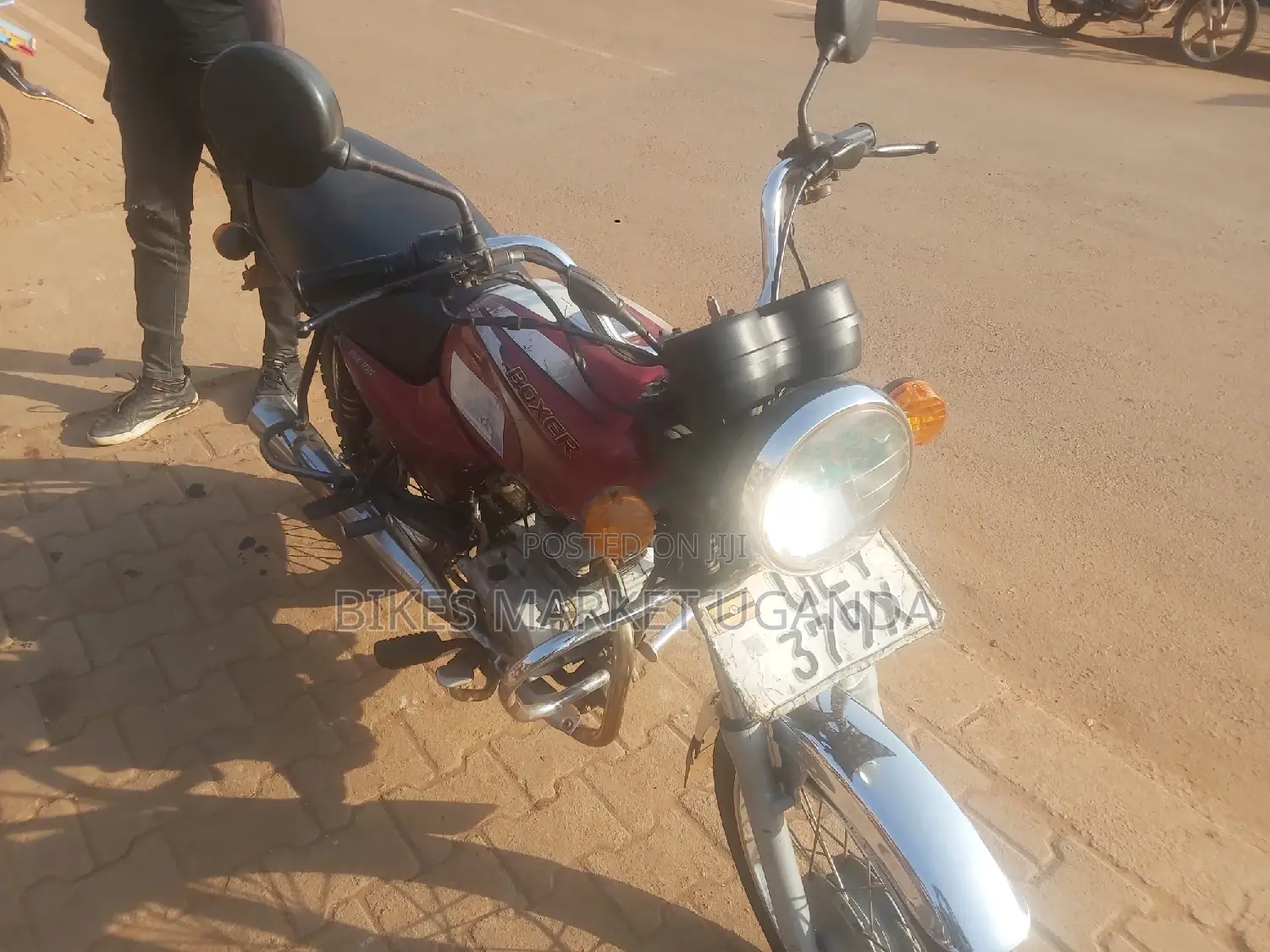 Bajaj Boxer 100 2018 Red