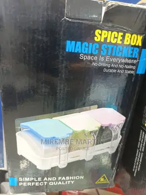 Magic Spice Box