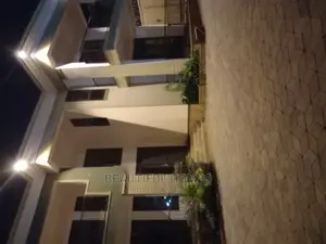 Furnished 5bdrm Duplex in Kira All Tarmack, Central Division for sale