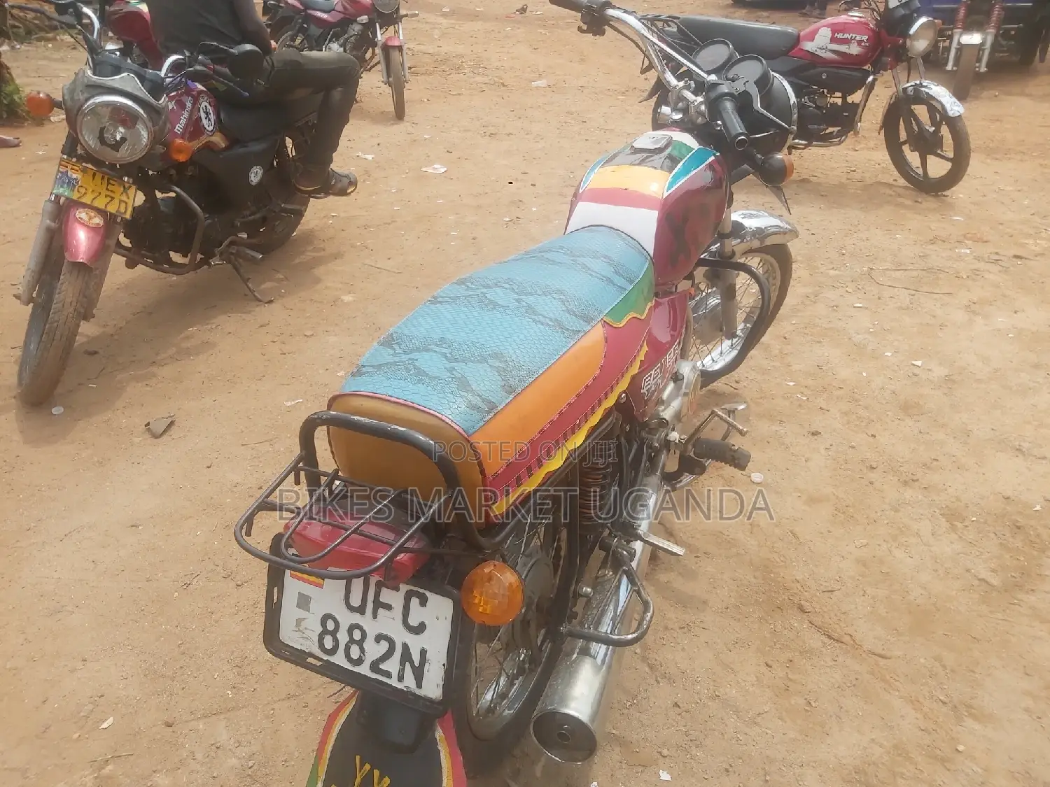New Bajaj Boxer 2020 Red