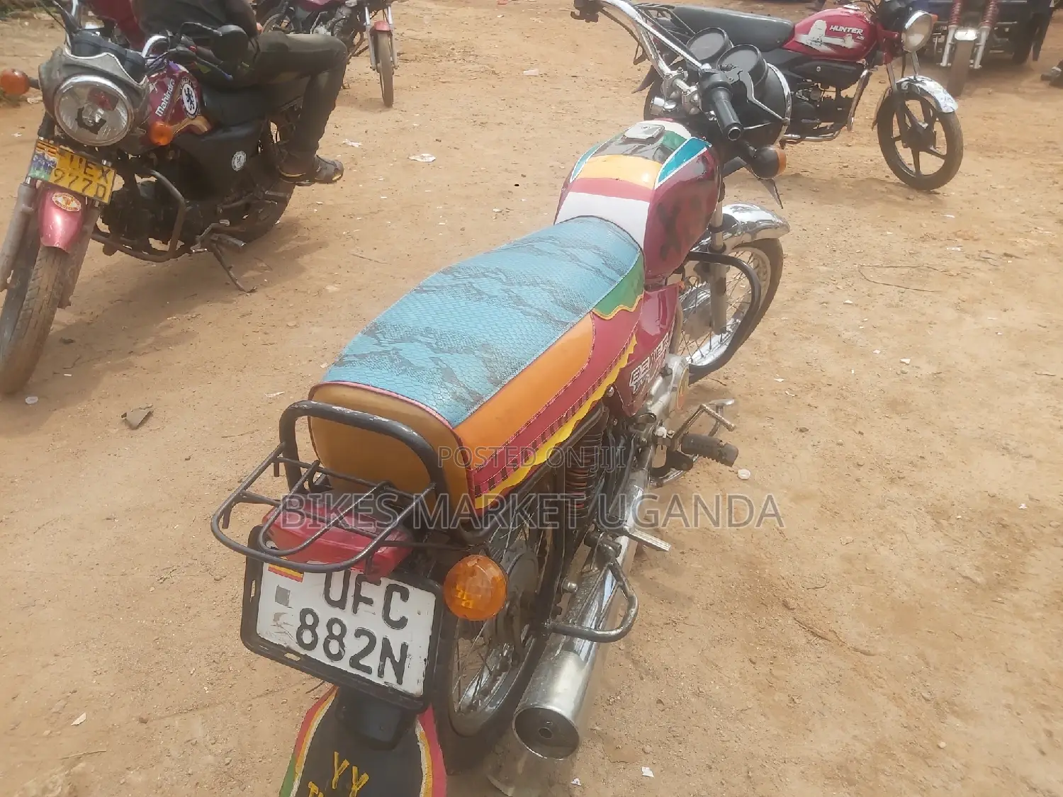 New Bajaj Boxer 2020 Red
