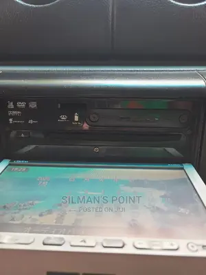 Japan Used Clarion DVD Radio