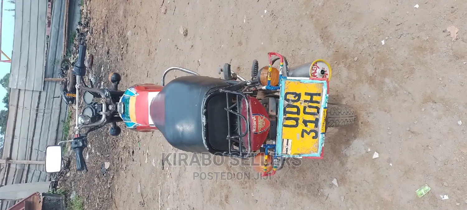 Bajaj Boxer 2016 Silver