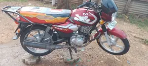 TVS HLX 125 2023 Gray