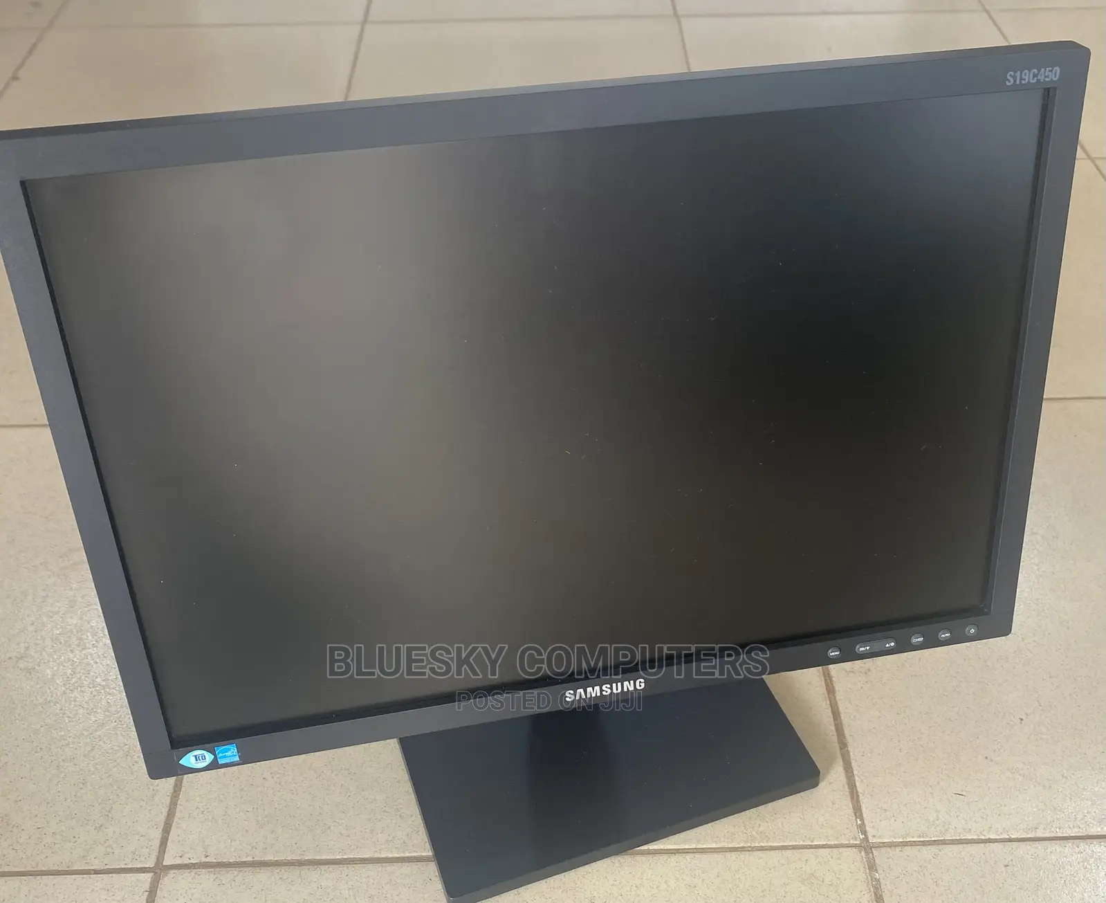 Samsung 20 Inches Wide Monitor