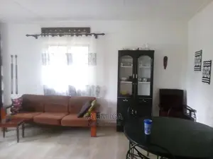 Furnished 2bdrm Chalet in Kololo Property, Central Division for rent