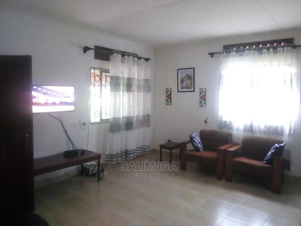 Furnished 2bdrm Chalet in Kololo Property, Central Division for rent