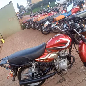 TVS HLX 125 2020 Red