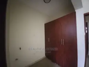 Furnished 4bdrm House in Kira Corporate for sale
