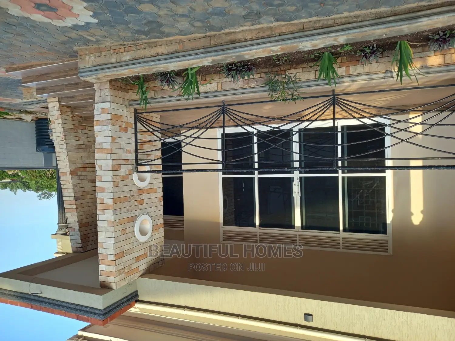 Furnished 4bdrm House in Kira Corporate for sale